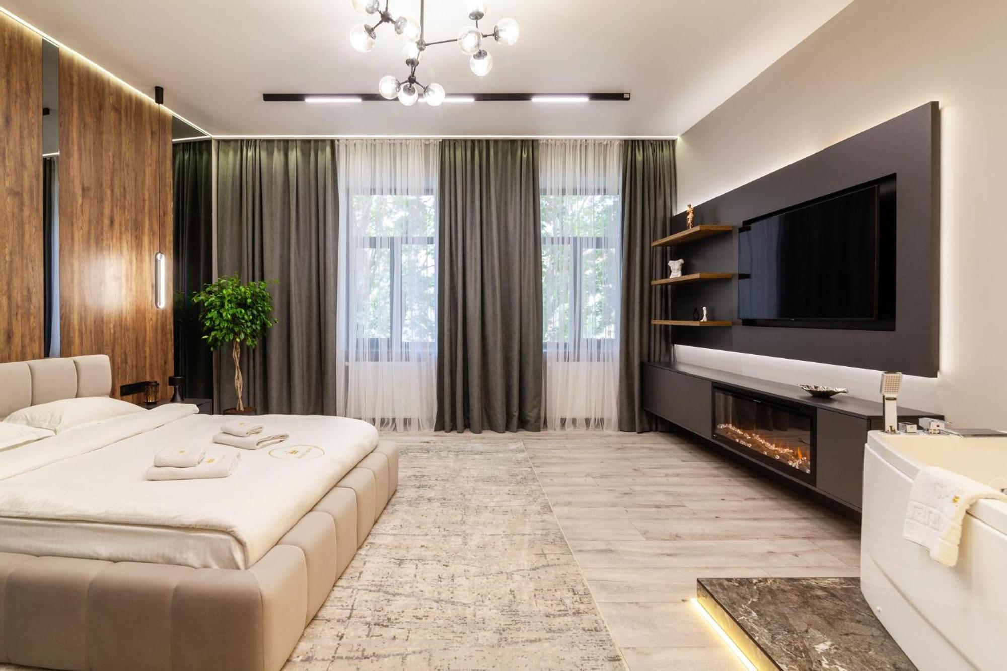 Royal Vip Jacuzzi Apart Lviv Eksteriør billede